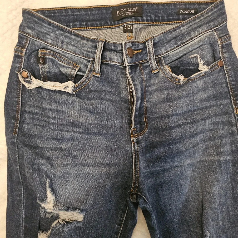 Judy Blue Women's Skinny Jeans Distressed‎ 5/27 - Picture 3 of 10